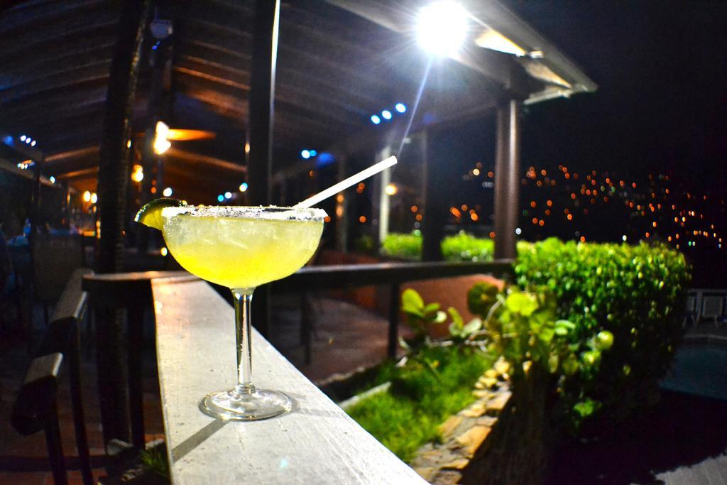 Lindbergh Bay Hotel Altona ภายนอก รูปภาพ